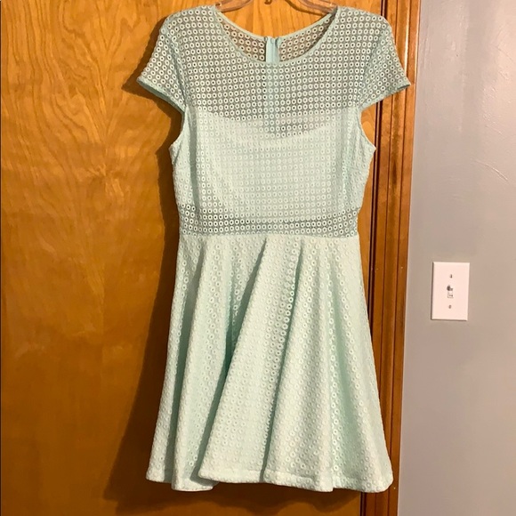 mint flowey mini dress w/ seethrough holey pattern - Picture 2 of 3